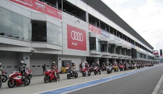 “MOTO GENERATIONS” IN Fisco 2012.jpg