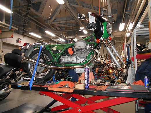 MOTOGUZZI_1000S.jpg