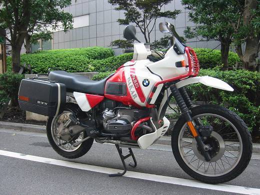 R100GSPD_1989_1990.jpg